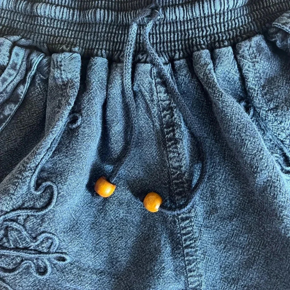 Super cute shorts - Picture 3 of 8